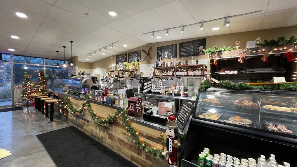 Joe Maxx Coffee Shop | cafe | 7305 Chippewa Rd, Brecksville, OH 44141, USA | 4406309440 OR +1 440-630-9440