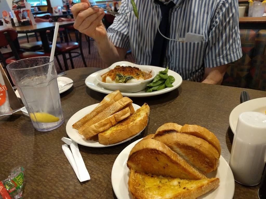 Eatn Park | restaurant | 500 Chippewa Town Center, Beaver Falls, PA 15010, USA | 7248477275 OR +1 724-847-7275