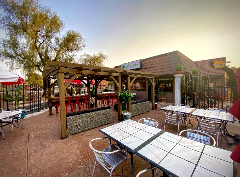 Med Cuisine Restaurant & Bar | restaurant | 1763 E Prince Rd, Tucson, AZ 85719, USA | 5203259738 OR +1 520-325-9738