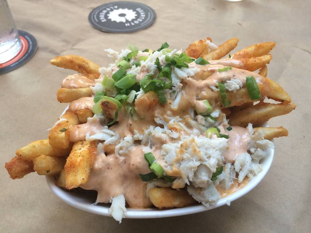 Nom Burger | restaurant | 251 W Washington Ave, Sunnyvale, CA 94086, USA | 4087208880 OR +1 408-720-8880