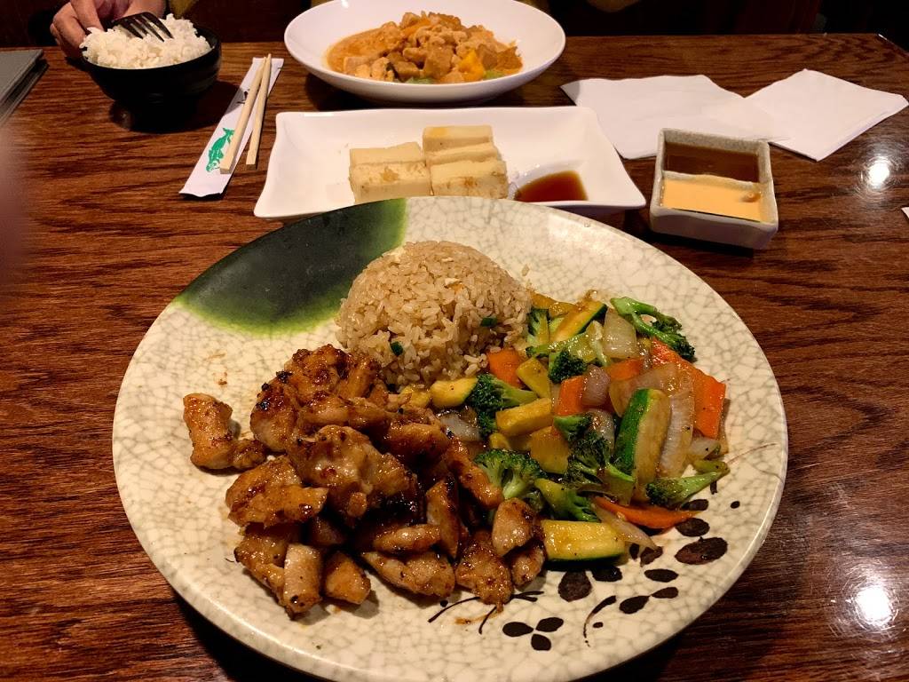 Tsubaki | restaurant | 680 Franklin St #33e, East Windsor, NJ 08520, USA | 6093018527 OR +1 609-301-8527