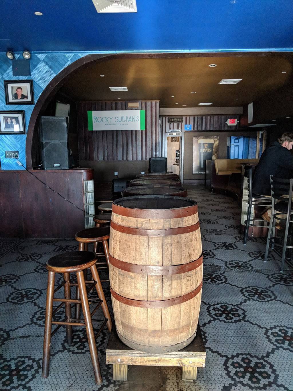 Rocky Sullivans | restaurant | 46 Beard St, Brooklyn, NY 11231, USA | 7182468050 OR +1 718-246-8050