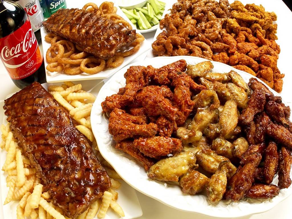 Wings Over Greenville | restaurant | 1400 Charles Blvd, Greenville, NC 27858, USA | 2527589464 OR +1 252-758-9464