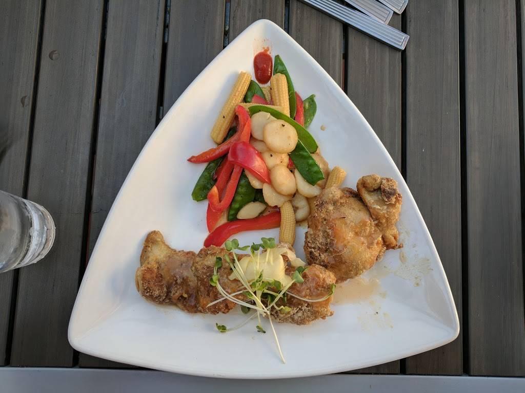 Tavern on South | restaurant | 423 W South St, Indianapolis, IN 46225, USA | 3176023115 OR +1 317-602-3115