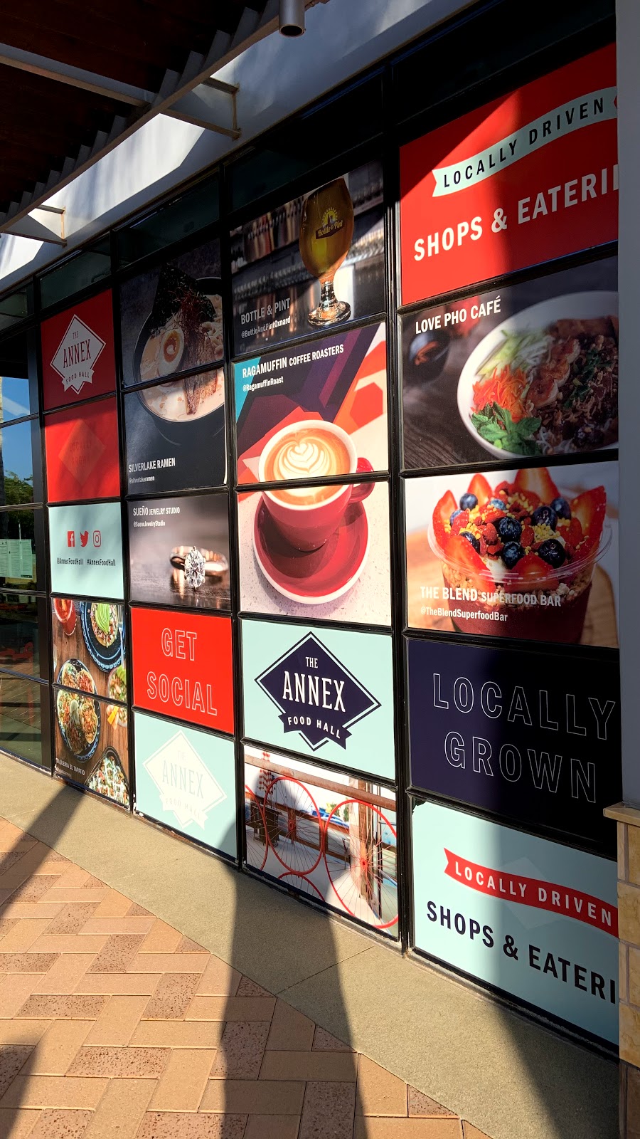 Burnin Mouth Nashville Hot Chicken | restaurant | 550 Collection Blvd #180, Oxnard, CA 93036, USA | 8054851288 OR +1 805-485-1288