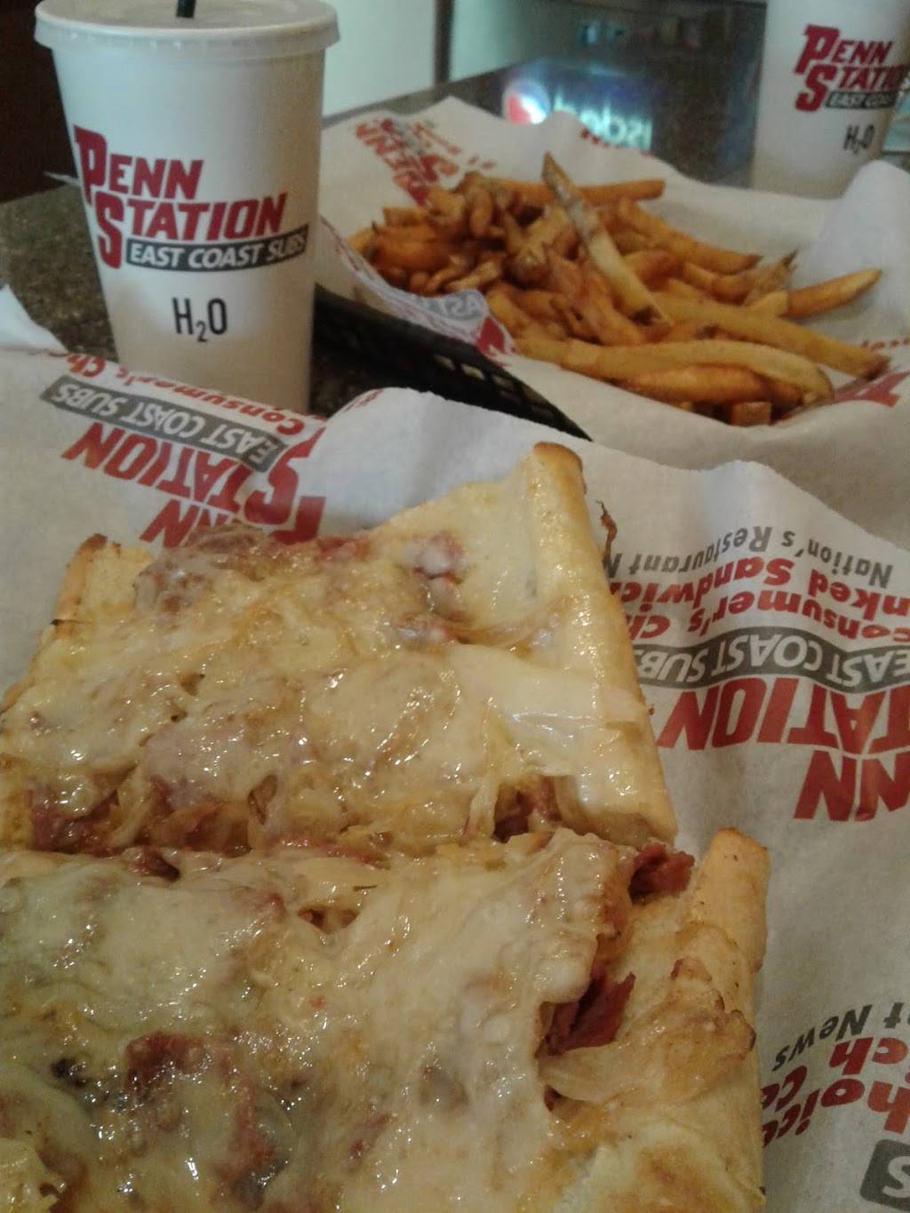 Penn Station East Coast Subs | meal takeaway | 5776 Cheviot Rd, Cincinnati, OH 45247, USA | 5133857306 OR +1 513-385-7306