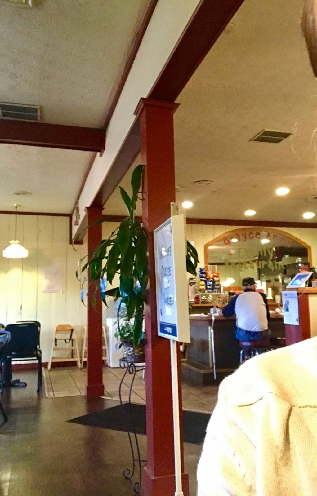 Grayce Anns | restaurant | 2176 Locust St, Canal Fulton, OH 44614, USA | 3308545410 OR +1 330-854-5410