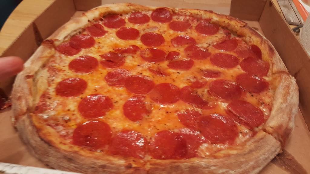 Jonis Pizza Italian Restaurant | restaurant | 145 Hilden Rd #118, Ponte Vedra Beach, FL 32081, USA | 9048100702 OR +1 904-810-0702