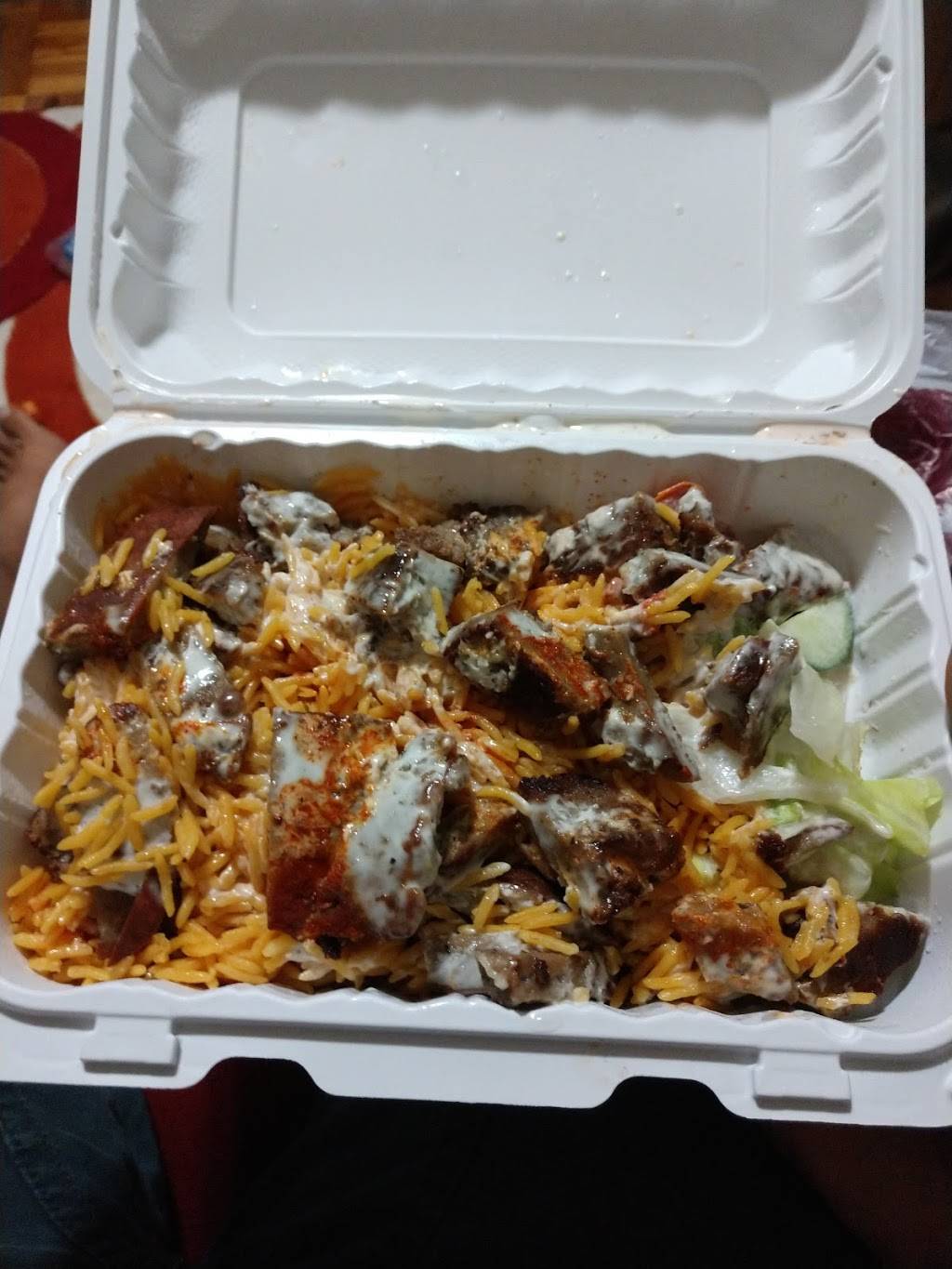 Madina’s Halal Cart | restaurant | 136-81 39th Ave, Queens, NY 11354, USA | 6466622833 OR +1 646-662-2833