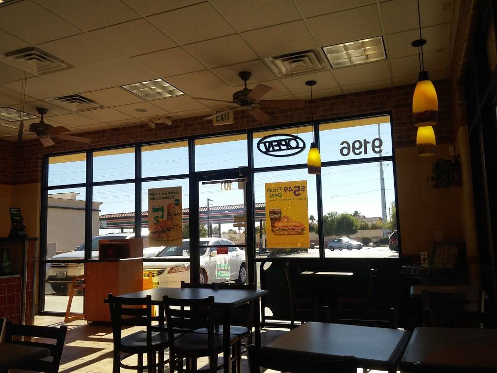 Subway | restaurant | 9196 W Cheyenne Ave, Las Vegas, NV 89129, USA | 7028380551 OR +1 702-838-0551