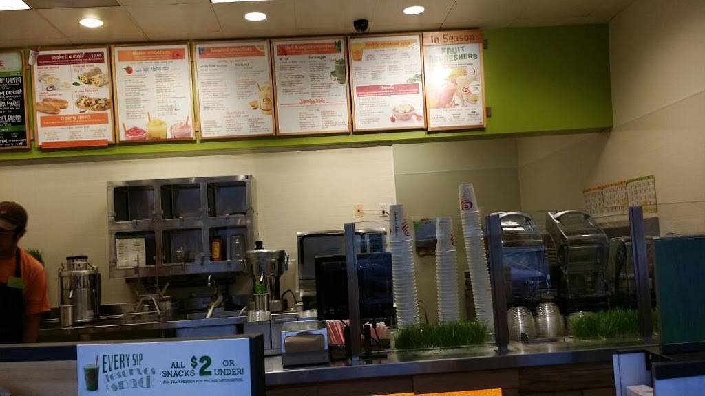 Jamba Juice | restaurant | 11074 CA-2, Los Angeles, CA 90025, USA | 3109141841 OR +1 310-914-1841