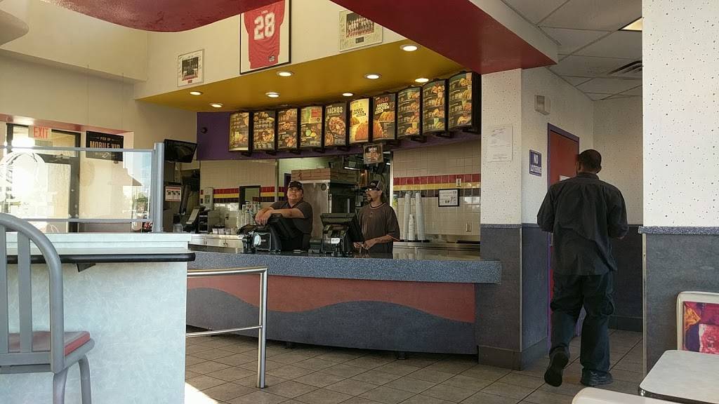 Taco Bell | meal takeaway | 2901 Monte Vista Blvd NE, Albuquerque, NM 87106, USA | 5052654347 OR +1 505-265-4347
