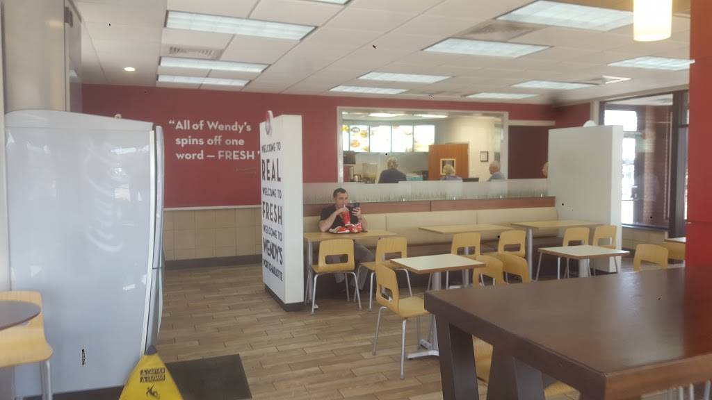 Wendys | restaurant | 3206 N.W, Tamiami Trail, Port Charlotte, FL 33952, USA | 9416270040 OR +1 941-627-0040