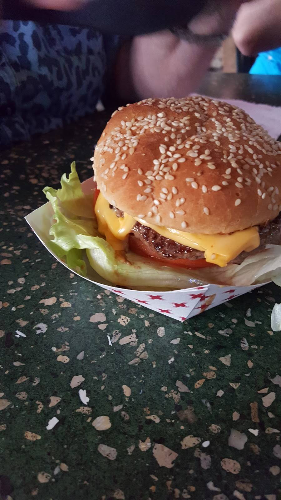 Duffys Tavern, Bar, and Grill | restaurant | 5808 Marina Dr, Holmes Beach, FL 34217, USA | 9417782501 OR +1 941-778-2501