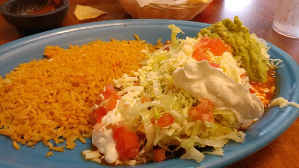 La Fiesta Graham | restaurant | 216 S Main St, Graham, NC 27253, USA | 3363509277 OR +1 336-350-9277