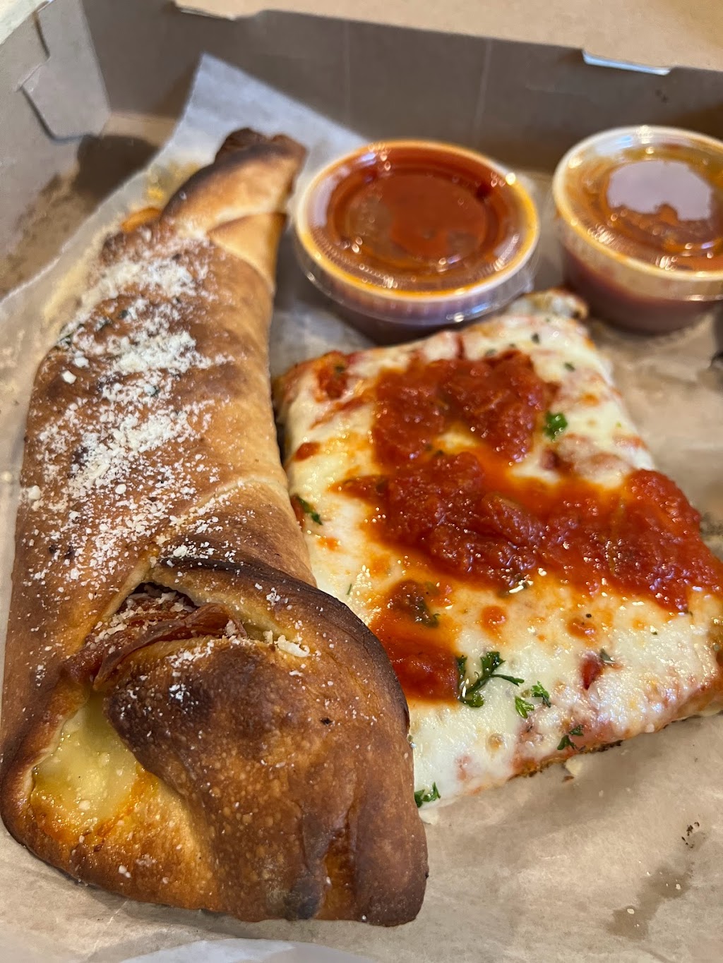 PizzaVola Express | restaurant | 1041 Folly Rd, Charleston, SC 29412, USA | 8438049900 OR +1 843-804-9900