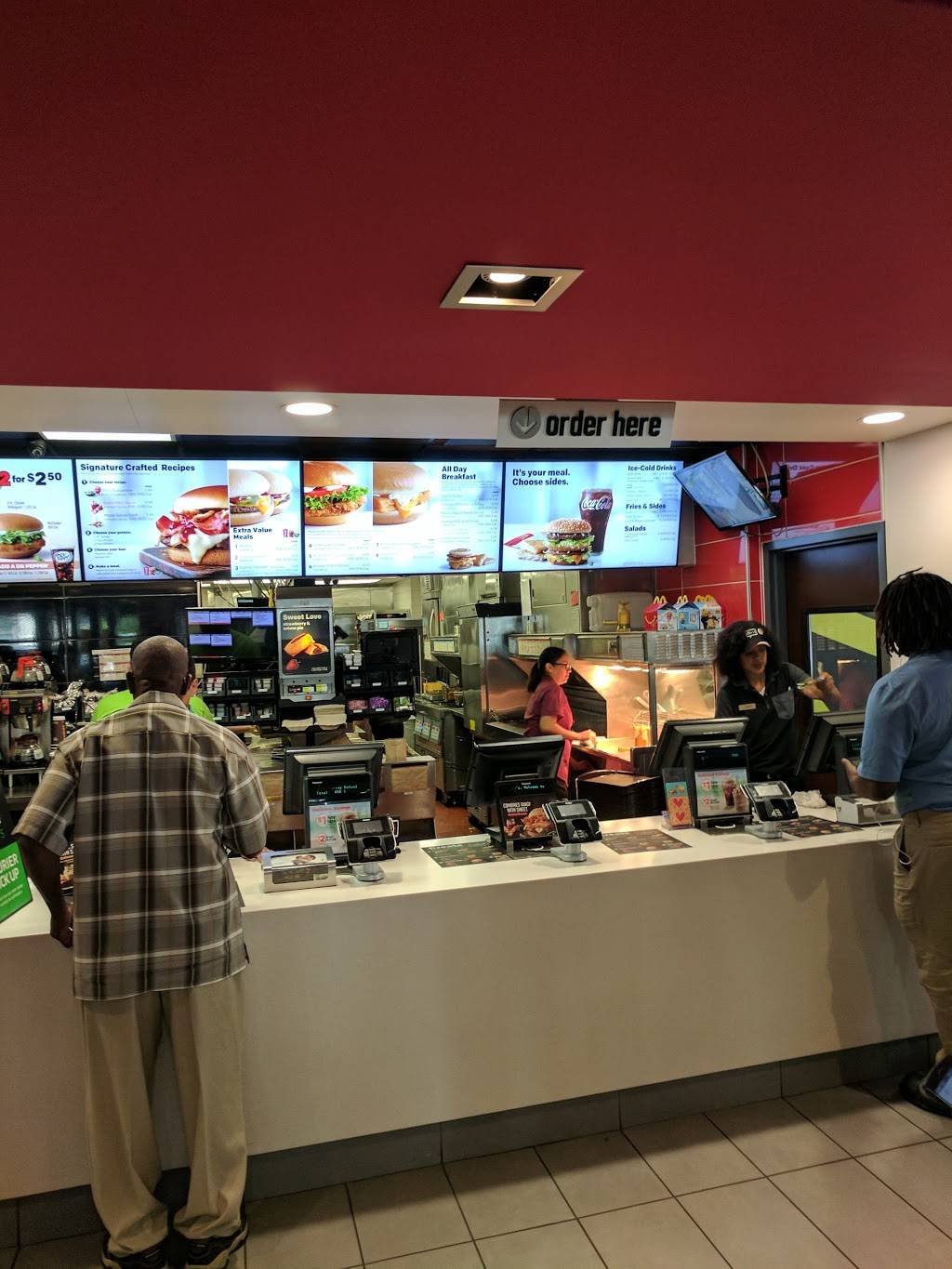 McDonalds | cafe | 555 13th St NW, Washington, DC 20004, USA | 2026385933 OR +1 202-638-5933