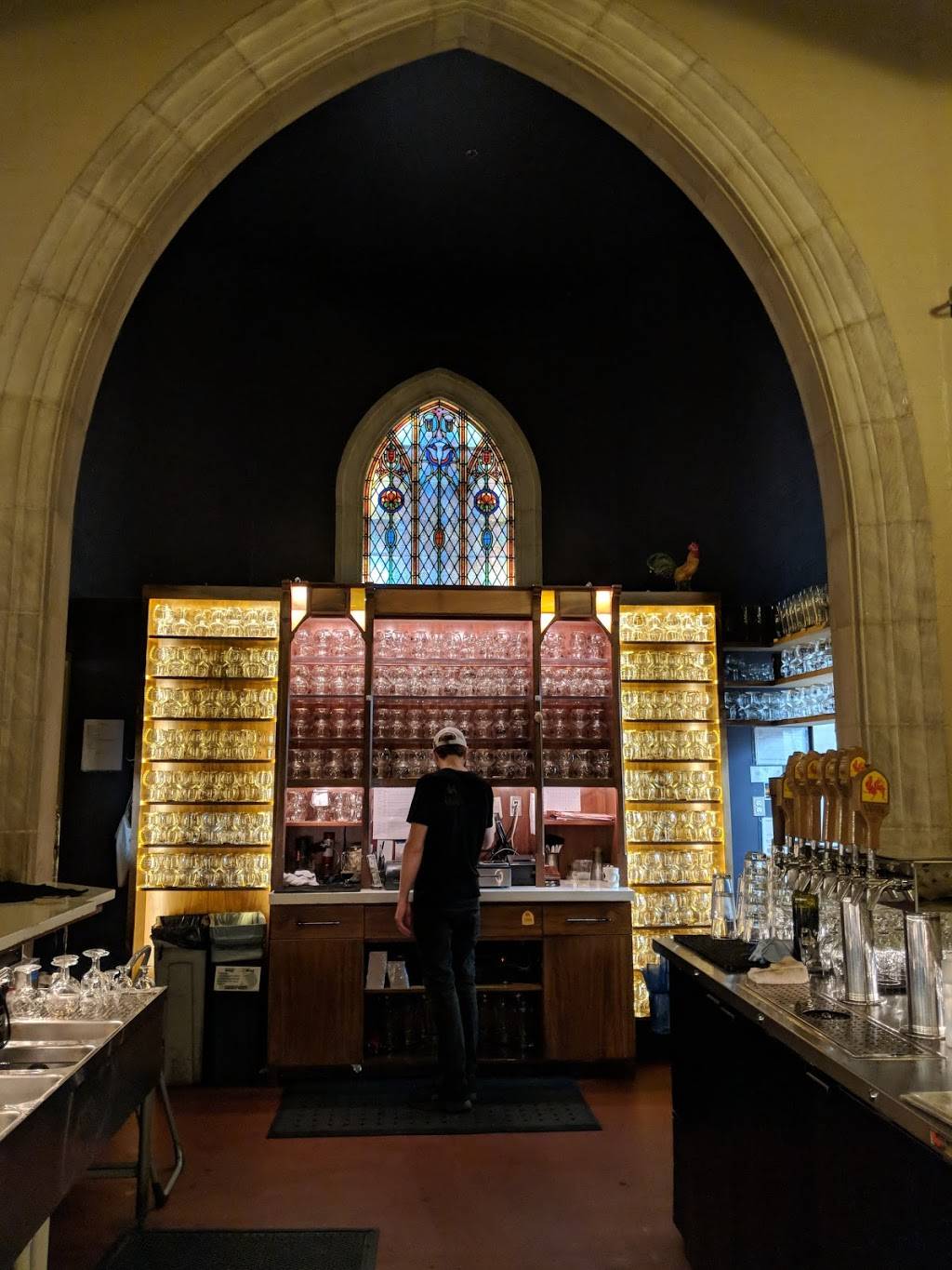 Brewery Vivant | restaurant | 925 Cherry St SE, Grand Rapids, MI 49506, USA | 6167191604 OR +1 616-719-1604