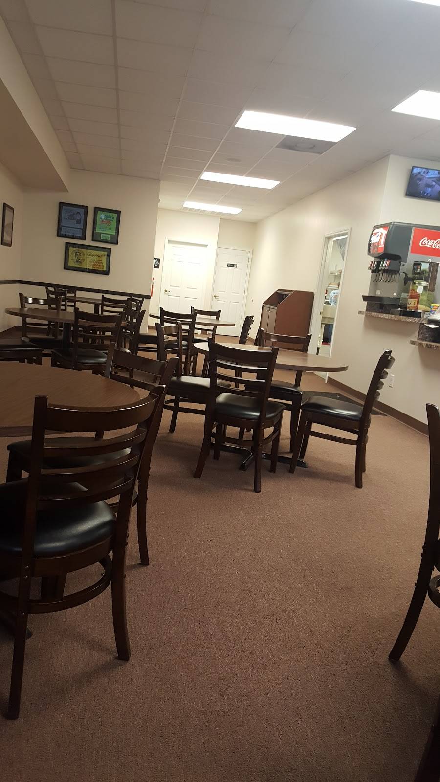 Doogies Pizza & Subs | restaurant | 101 E Main St, Glen Alpine, NC 28628, USA | 8285844111 OR +1 828-584-4111