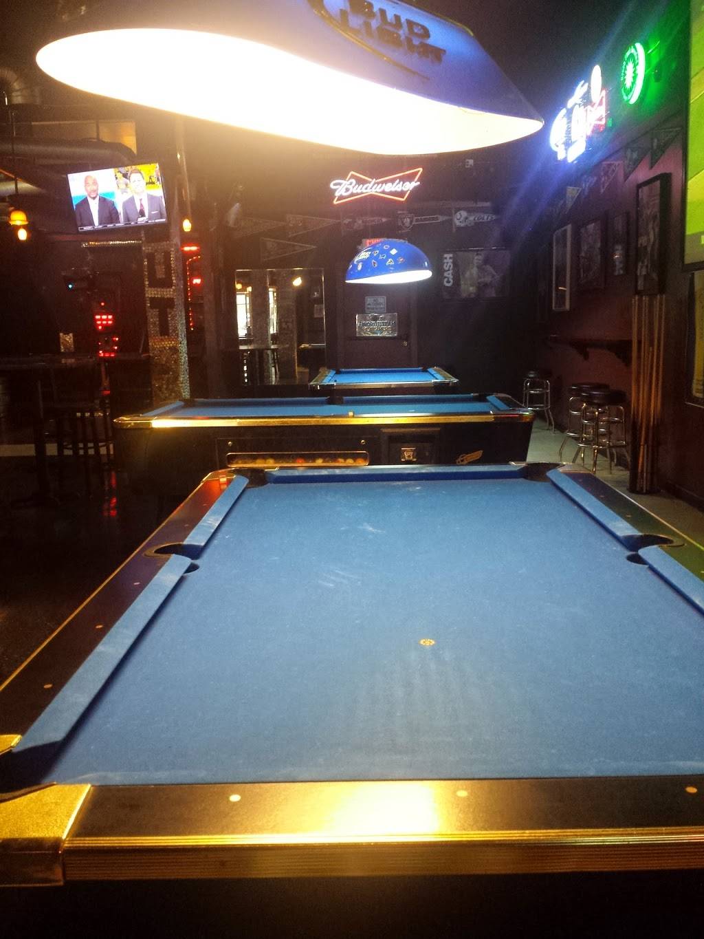 Time Out Sports Tavern | restaurant | 634 Broadway, San Diego, CA 92101, USA | 6196150933 OR +1 619-615-0933