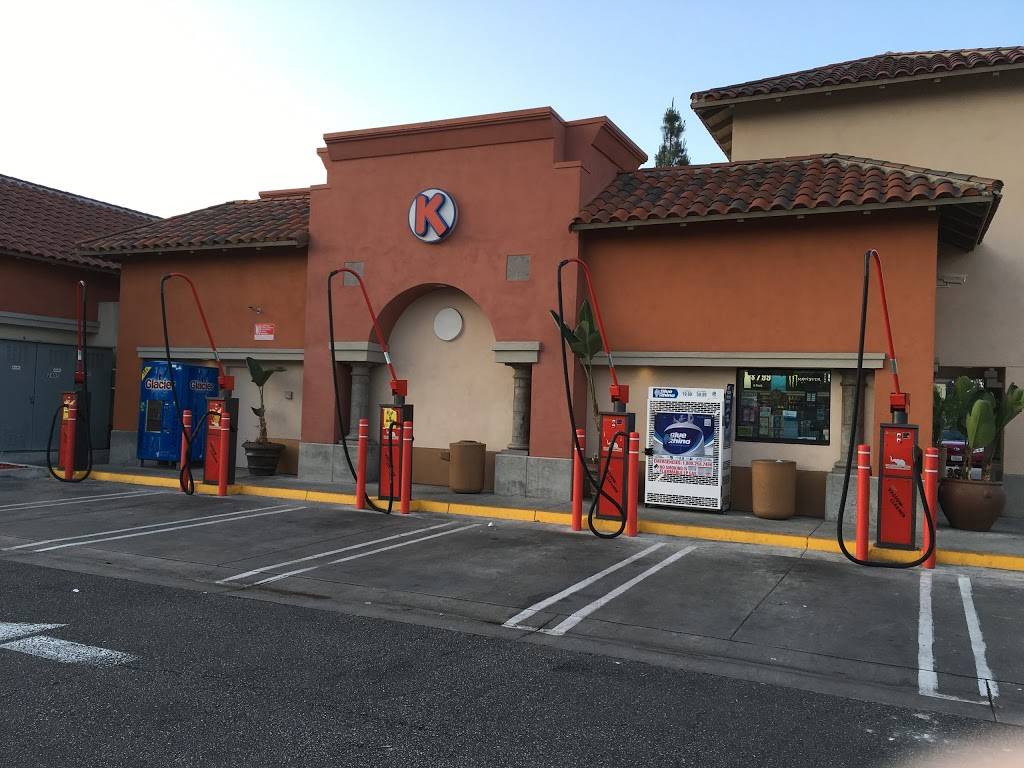 Circle K | meal takeaway | 2405 E Imperial Hwy, Brea, CA 92821, USA | 7149902625 OR +1 714-990-2625