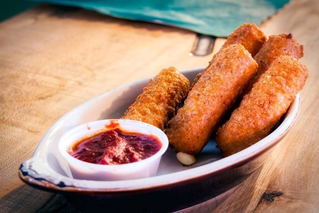 Brandons Pub + Grille | restaurant | 559 Main St, Fair Haven, NY 13064, USA | 3159476266 OR +1 315-947-6266