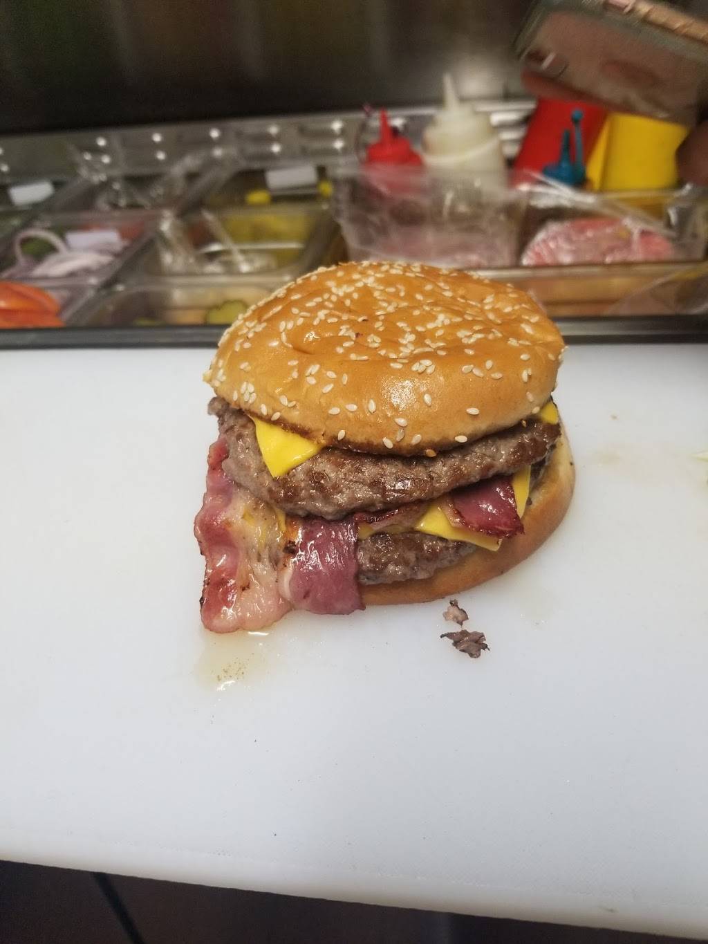 Pops Drive-In | restaurant | 10621 Main St, Lamont, CA 93241, USA | 6618451948 OR +1 661-845-1948