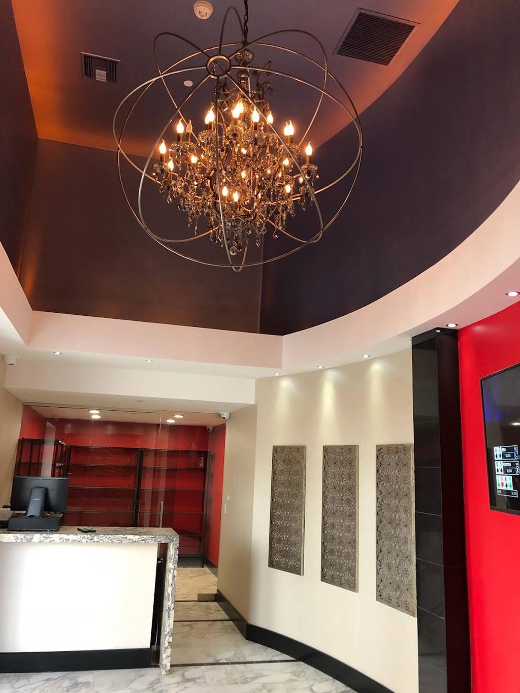 Christies Cabaret Phoenix | night club | 44 N 32nd St, Phoenix, AZ 85034, USA | 6022753095 OR +1 602-275-3095