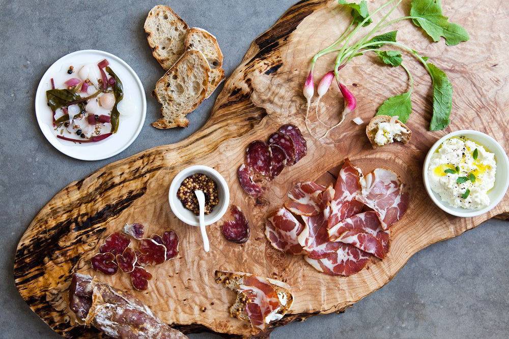 Main Street Meats | restaurant | 217 E Main St, Chattanooga, TN 37408, USA | 4236029568 OR +1 423-602-9568