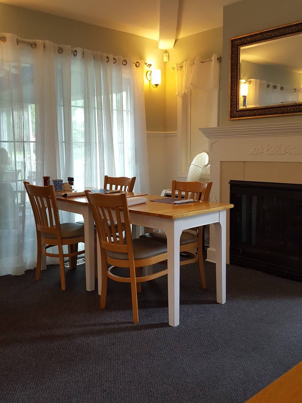 Sound Bistro | restaurant | 3225 Sound Ave, Riverhead, NY 11901, USA | 6313810519 OR +1 631-381-0519