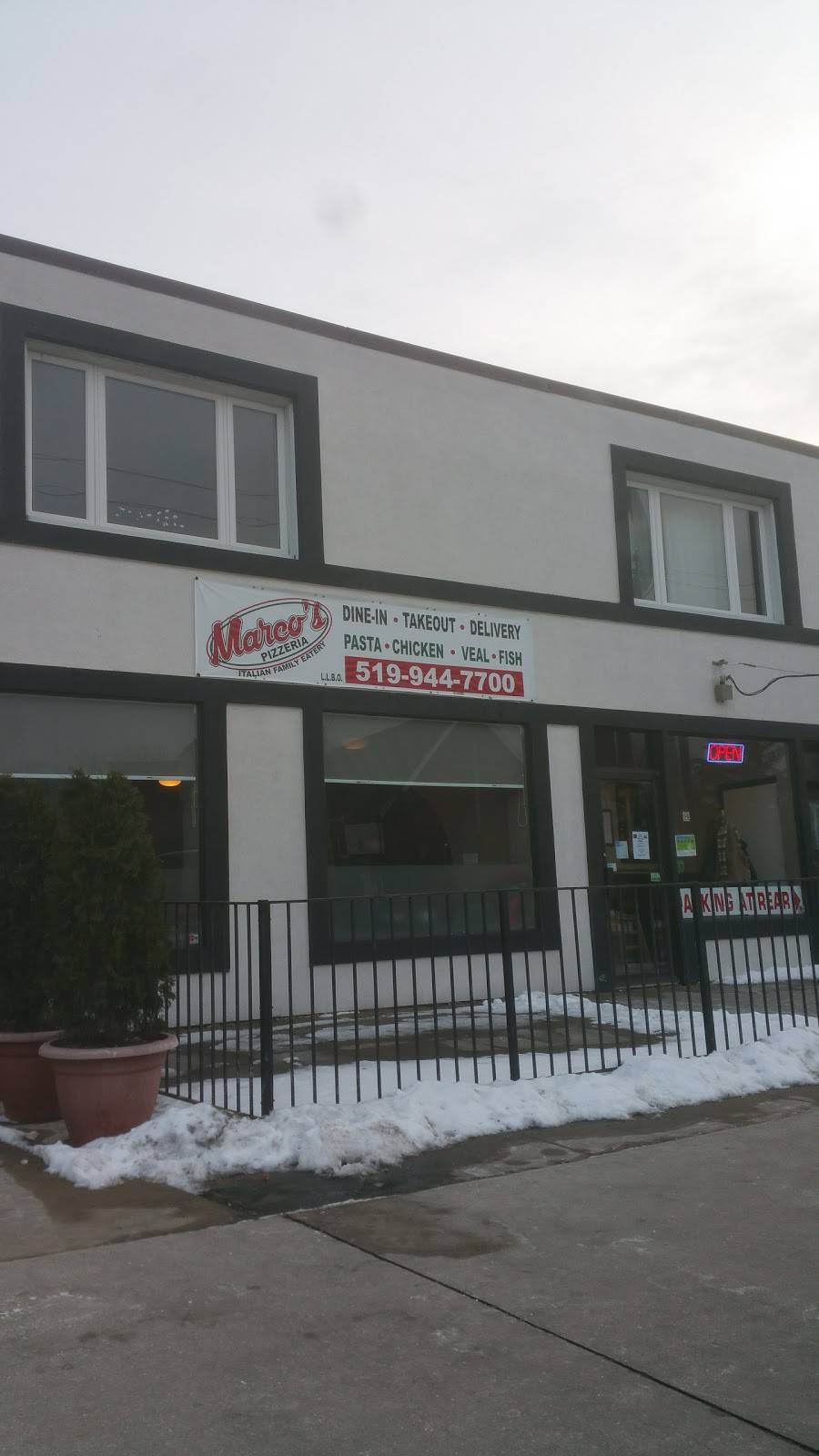 Marcos Pizzeria & Valentes Pasta House | restaurant | 4141 Tecumseh, Windsor, ON N8Y 4K9, Canada | 5199447700 OR +1 519-944-7700