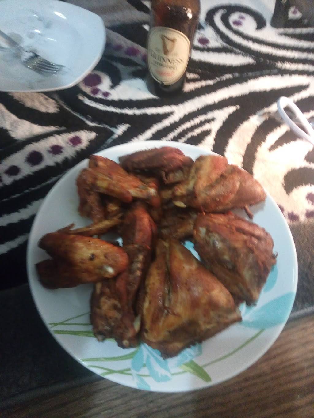 Crown Fried Chicken | restaurant | 417 New Lots Ave, Brooklyn, NY 11207, USA | 7186496444 OR +1 718-649-6444