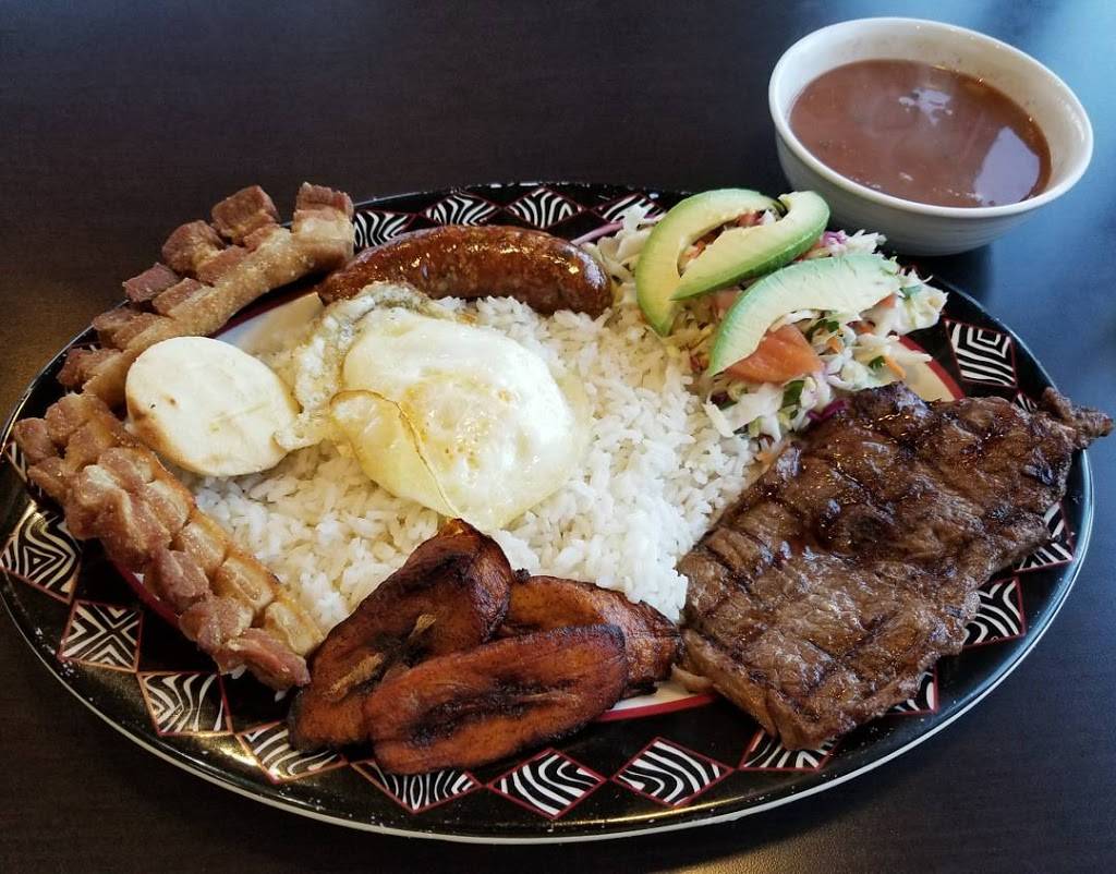 La Colombiana Restaurante | restaurant | 2495 Commons Blvd, Beavercreek, OH 45431, USA | 9373068096 OR +1 937-306-8096