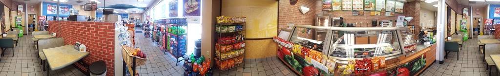 Subway | restaurant | 4001 N May Ave, Oklahoma City, OK 73112, USA | 4059424171 OR +1 405-942-4171