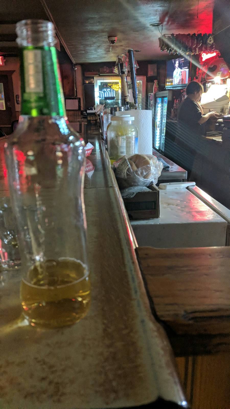 Sunrise Tap | restaurant | 4155 Easton Blvd, Des Moines, IA 50317, USA | 5152620713 OR +1 515-262-0713