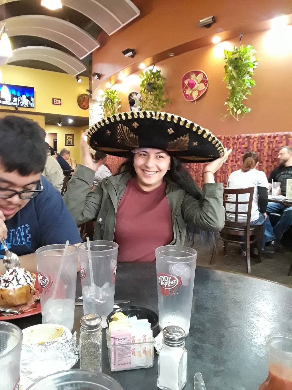 Cancun Mexican Grill | restaurant | 2803 N Lorraine St, Hutchinson, KS 67502, USA | 6206656999 OR +1 620-665-6999