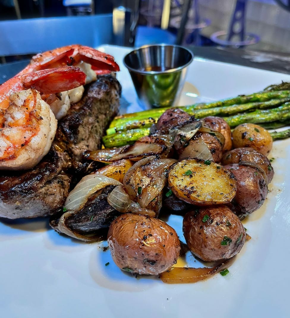 Night Shift Baltimore | night club | 1725 Ponca St, Baltimore, MD 21224, USA | 4108815420 OR +1 410-881-5420