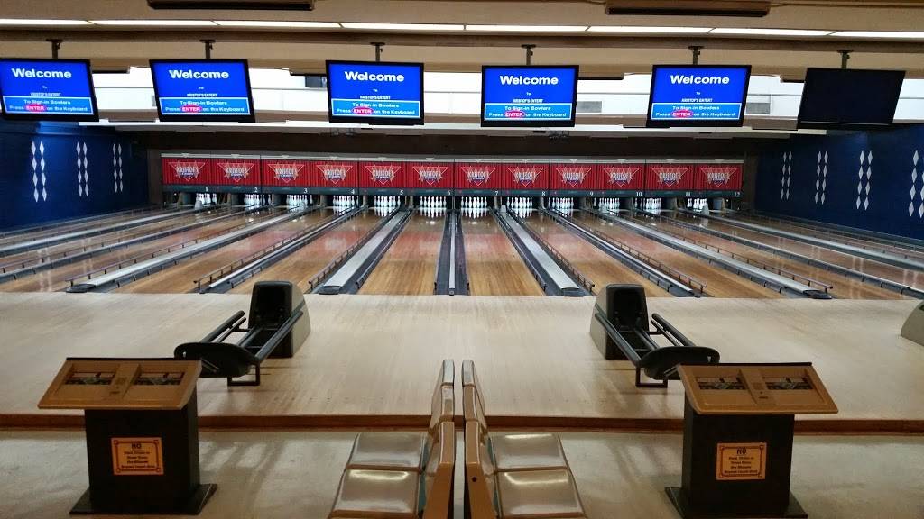 Kristofs Entertainment Center | night club | 421 W Rollins Rd, Round Lake Beach, IL 60073, USA | 8475462512 OR +1 847-546-2512