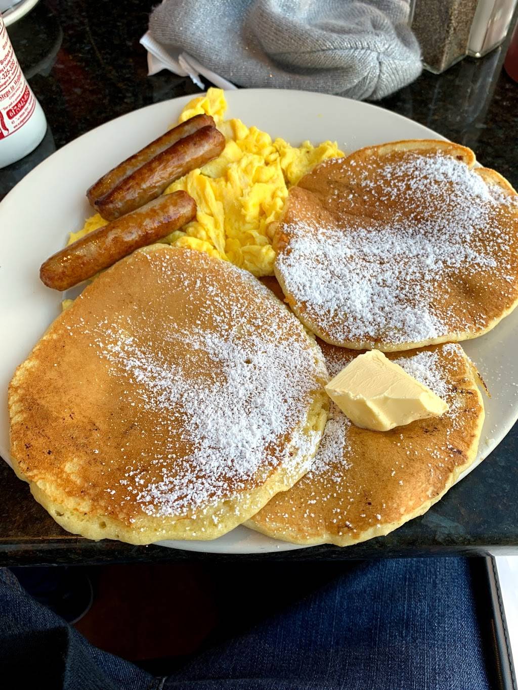 Blue Star | restaurant | 11 Corinth St, Roslindale, MA 02131, USA | 6173239638 OR +1 617-323-9638