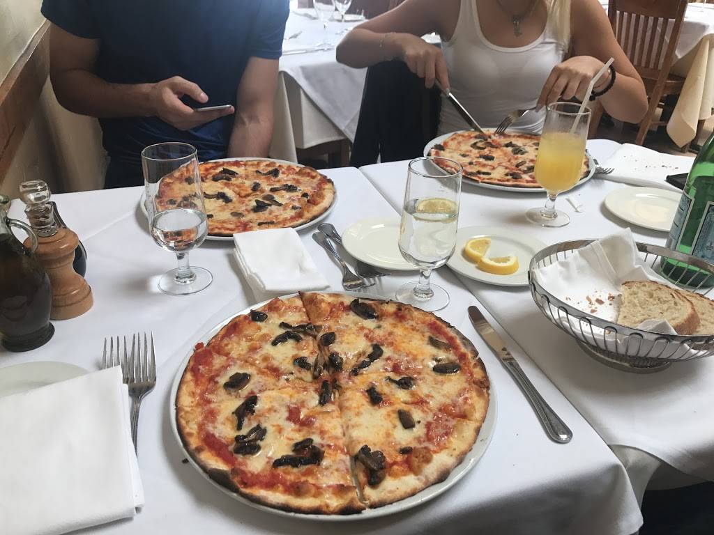 Divino | restaurant | 11714 Barrington Ct, Los Angeles, CA 90049, USA | 3104720886 OR +1 310-472-0886