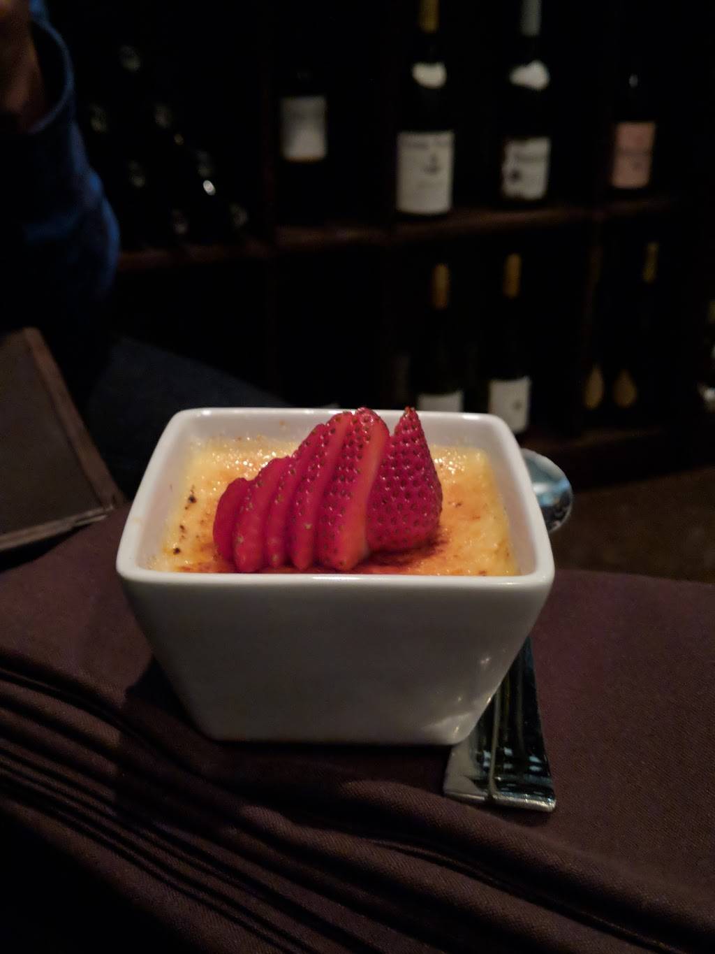 Urban Vines Wine Bistro | restaurant | 4639, 9219 Garland Rd #1102, Dallas, TX 75218, USA | 2143289463 OR +1 214-328-9463