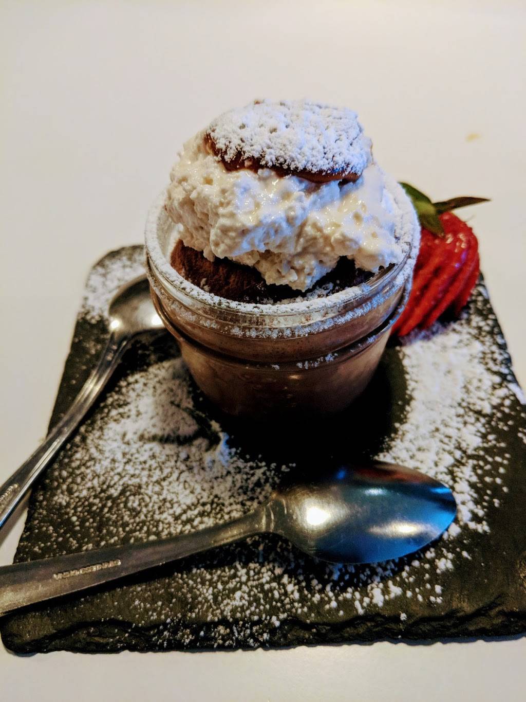 Swine and Vine | restaurant | 295 Lancaster St W, Kitchener, ON N2H 6H6, Canada | 2264764418 OR +1 226-476-4418