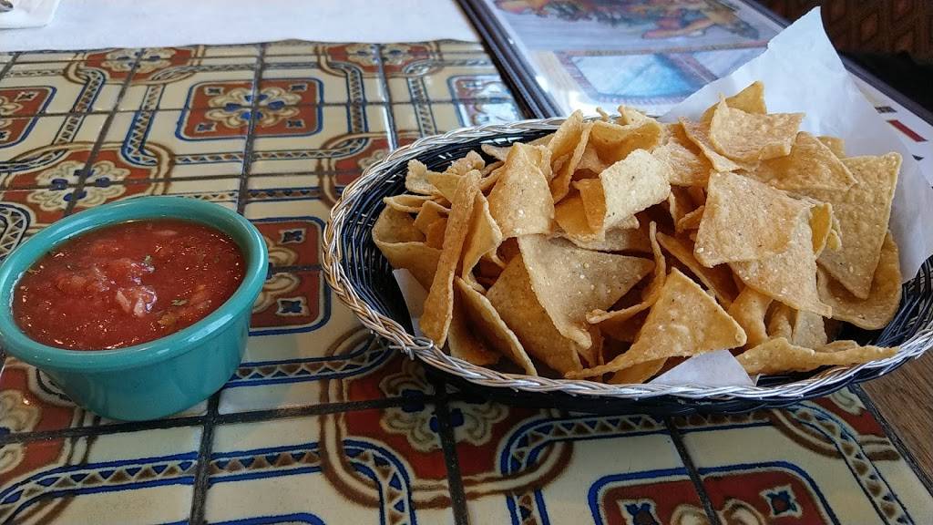 Los Arcos | restaurant | 2000 E Dowling Rd, Anchorage, AK 99507, USA | 9075620477 OR +1 907-562-0477