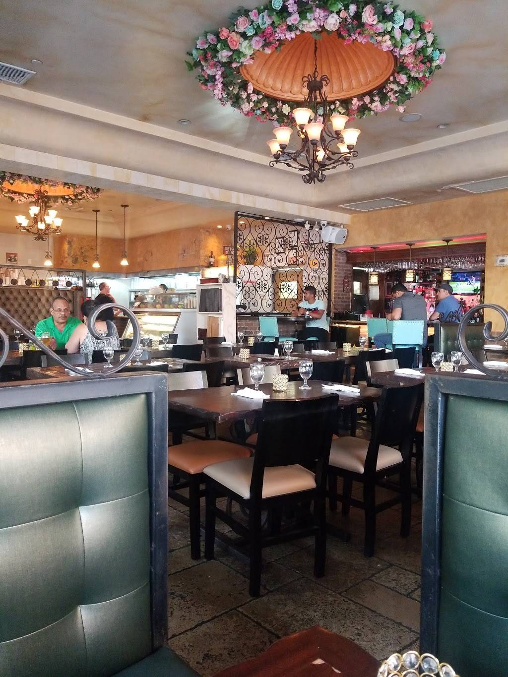 Cafe Colonial | restaurant | 2072 White Plains Rd, Bronx, NY 10462, USA | 7188241933 OR +1 718-824-1933