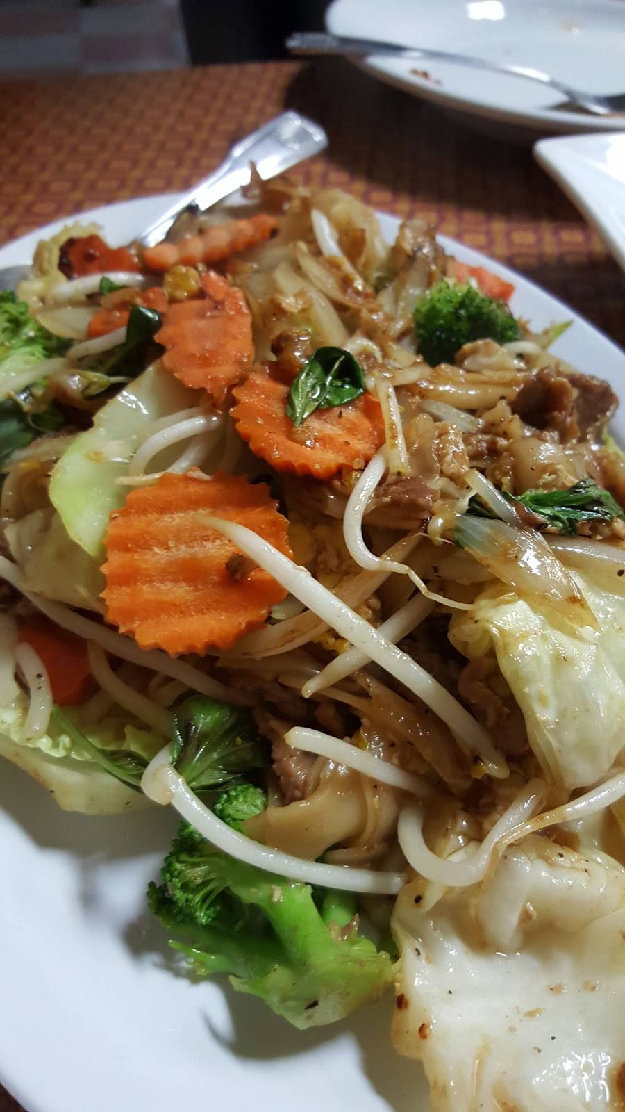 Thai Star | restaurant | 57 W Alexander Ave, Merced, CA 95348, USA | 2097251958 OR +1 209-725-1958