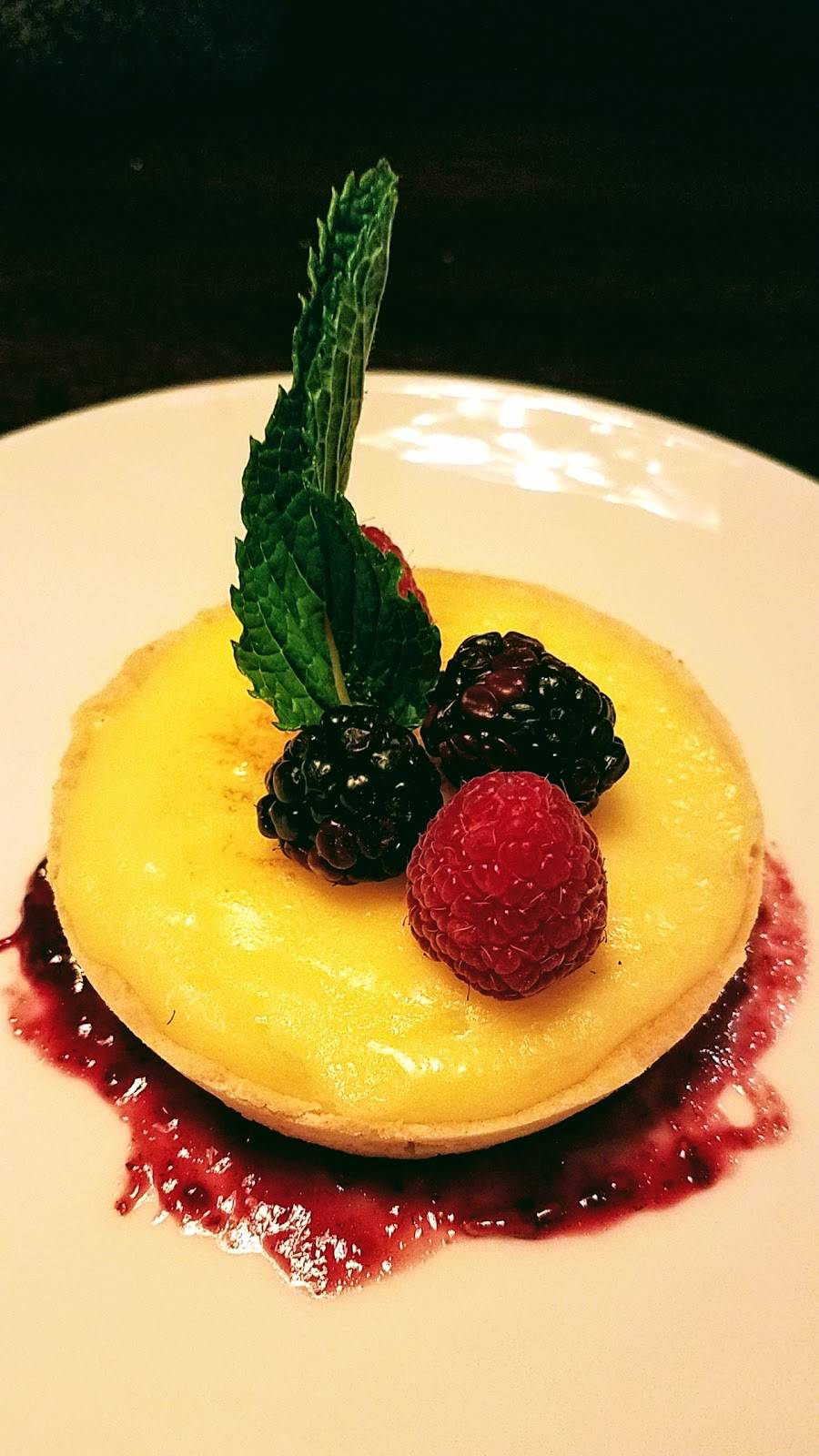 Silvers Grill | restaurant | 104 Euclid Ave, Park Ridge, IL 60068, USA | 8472682010 OR +1 847-268-2010