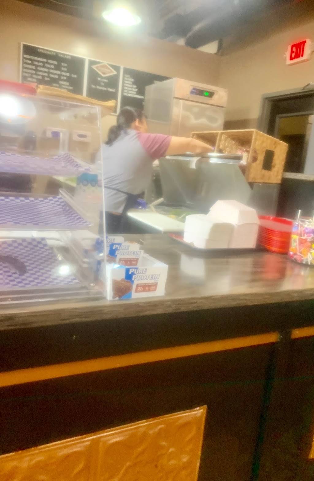 The Southern Engine Deli | restaurant | 1200 Clinton St Suite 20, Nashville, TN 37203, USA | 6156787647 OR +1 615-678-7647