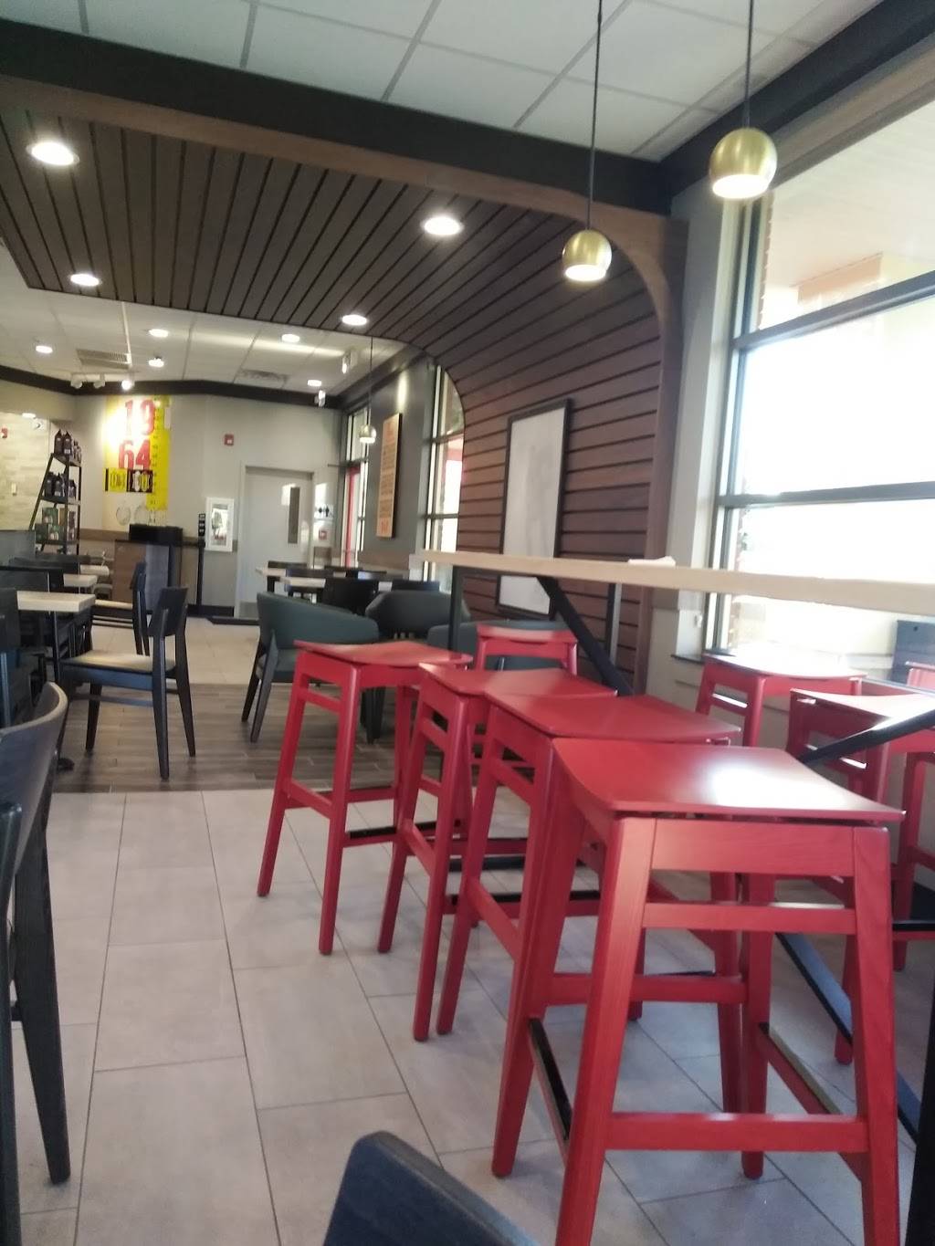 Tim Hortons | restaurant | 2085 Delaware Ave, Buffalo, NY 14216, USA | 7162599328 OR +1 716-259-9328