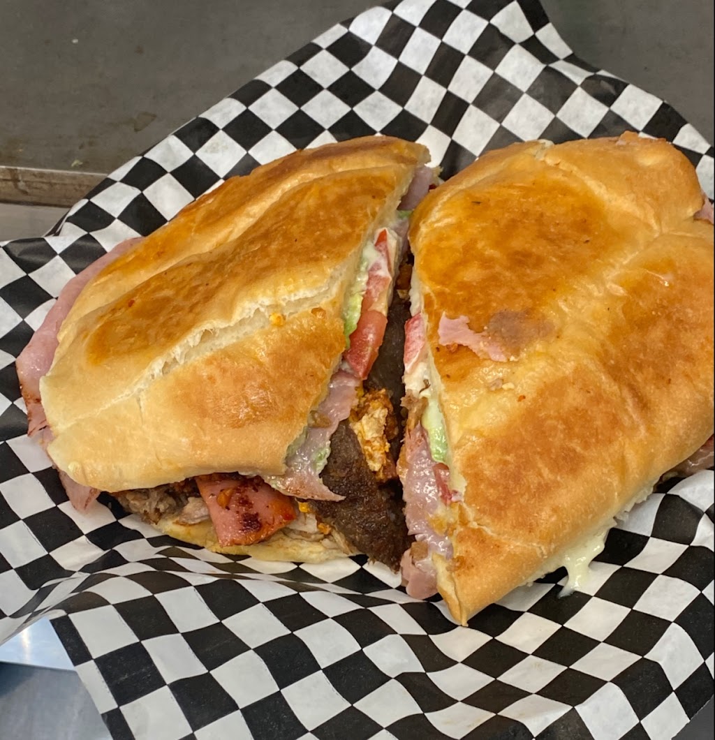 Antojitos El Catrin | restaurant | Federal Heights, CO 80260, USA | 7206280585 OR +1 720-628-0585