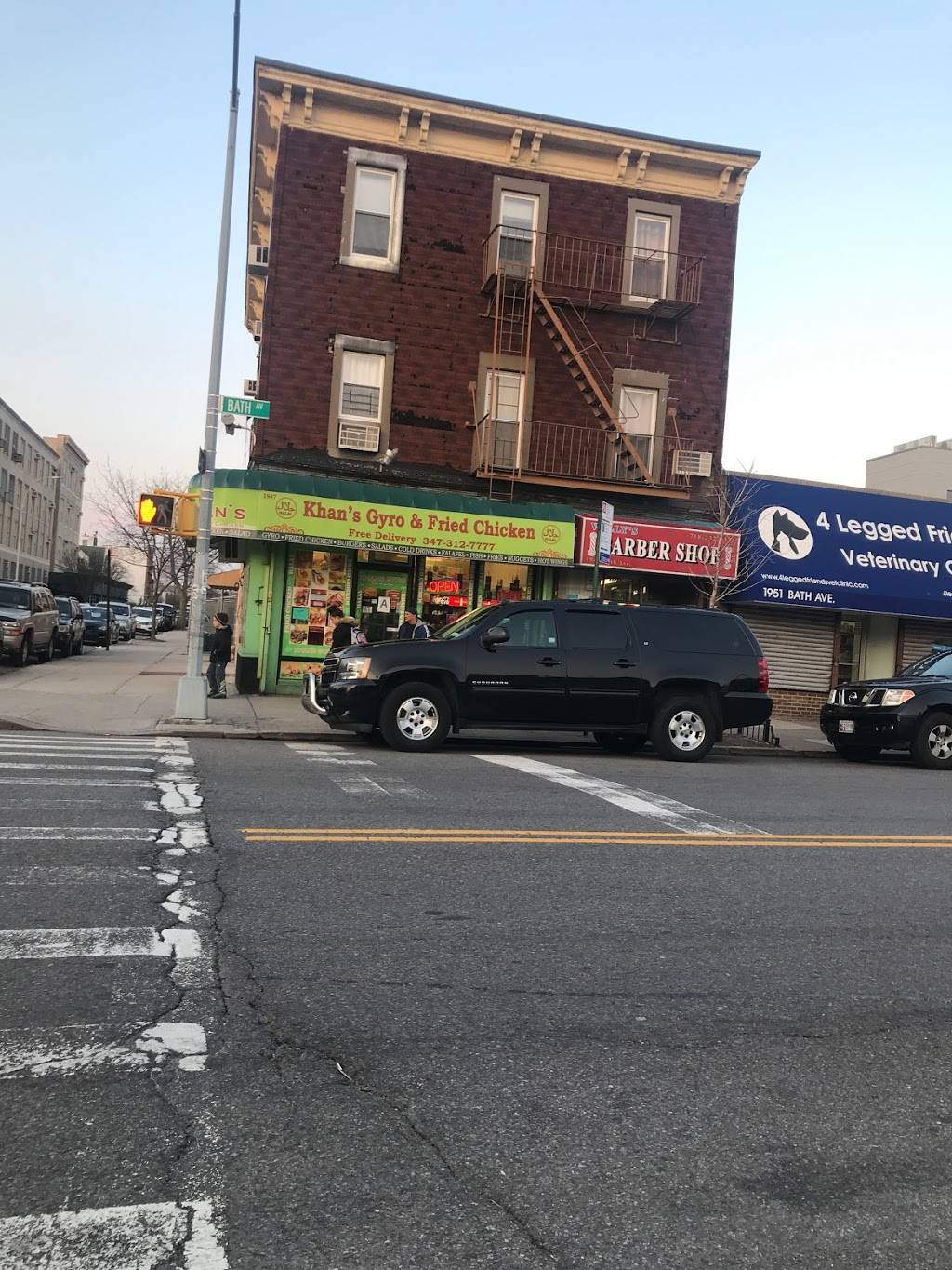 Khans Gyro & Fried Chicken | meal delivery | 1947 Bath Ave, Brooklyn, NY 11214, USA | 3473127777 OR +1 347-312-7777